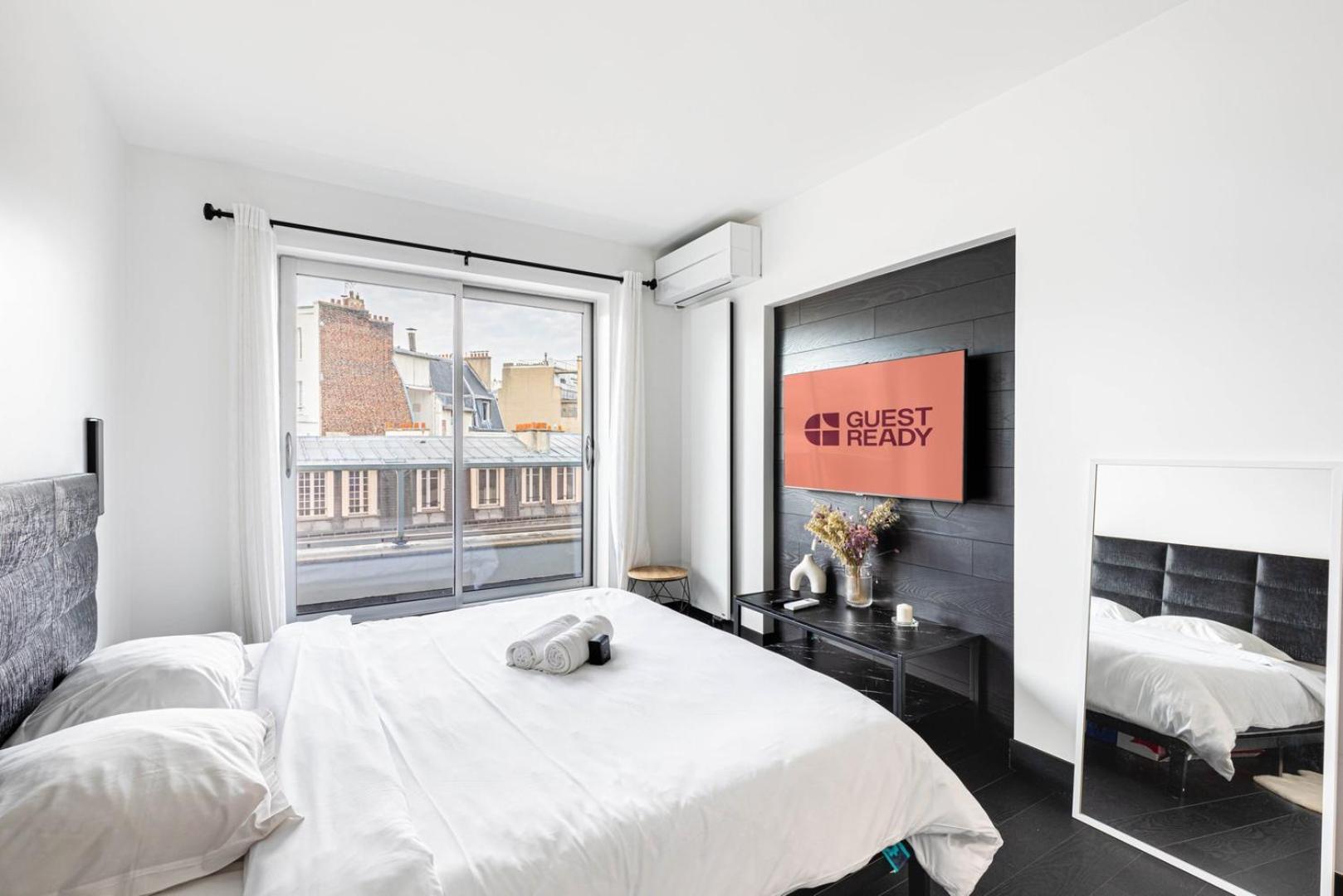 Guestready - View Of The Eiffel Tower Ideal For 2 Apartment Paris Exterior photo